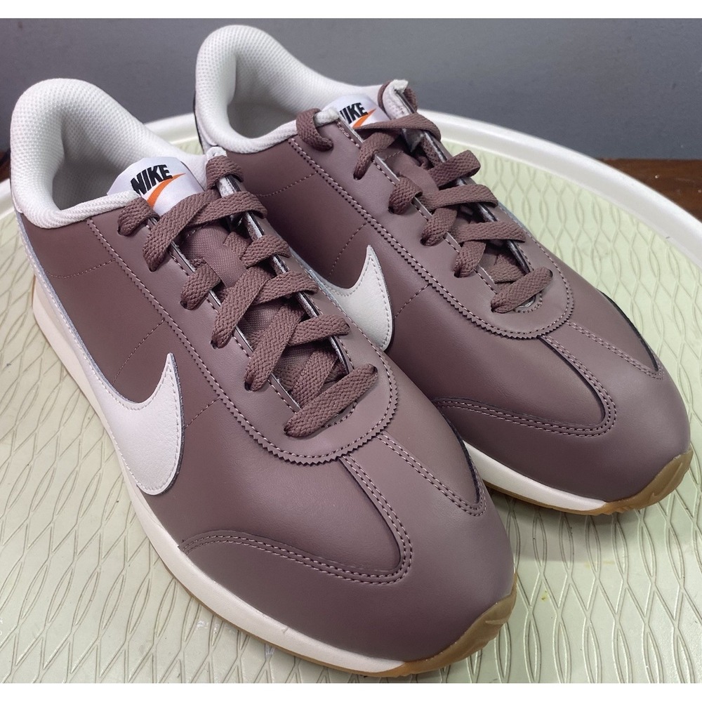 Nike Pacific Women's Leather Smokey Mauve&White Athletic Sneakers NWB Sz. 11